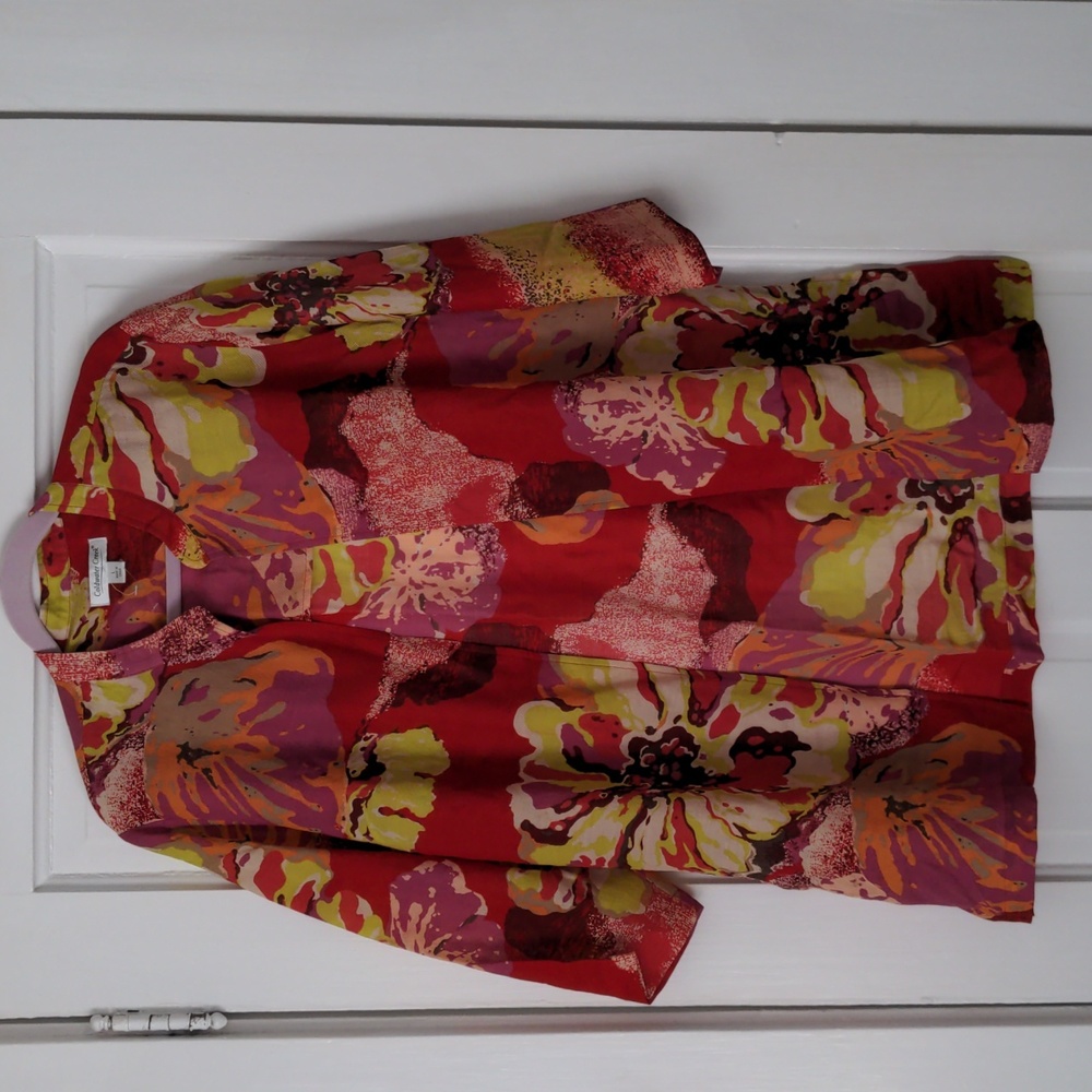 Pretty Floral Open Tunic (NWOT!)